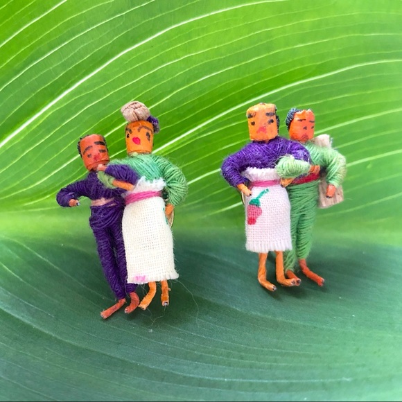 Rare Vintage Handmade Tiny People Clip on Earrings - Picture 2 of 6